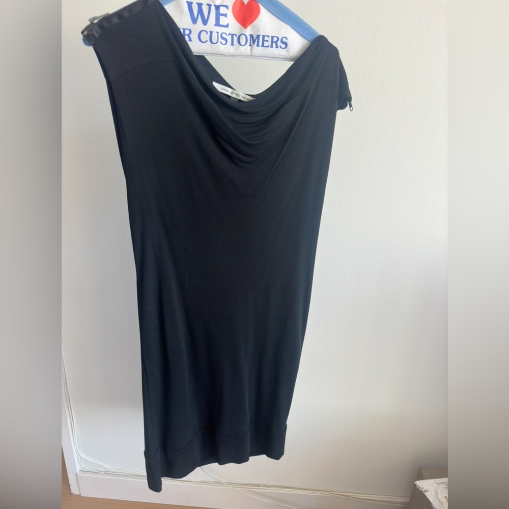 DVF dress diane von furstenberg black LBD just dry cleaned!!!